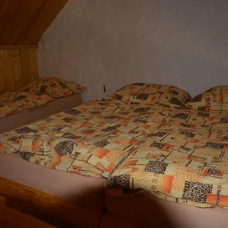 查鲁帕安布拉山林小屋 *